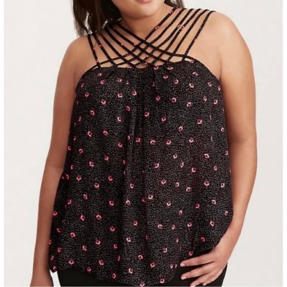 Torrid Plus Size Crisscross Cage Pattern Women's Black/Pink Tank - Size 1